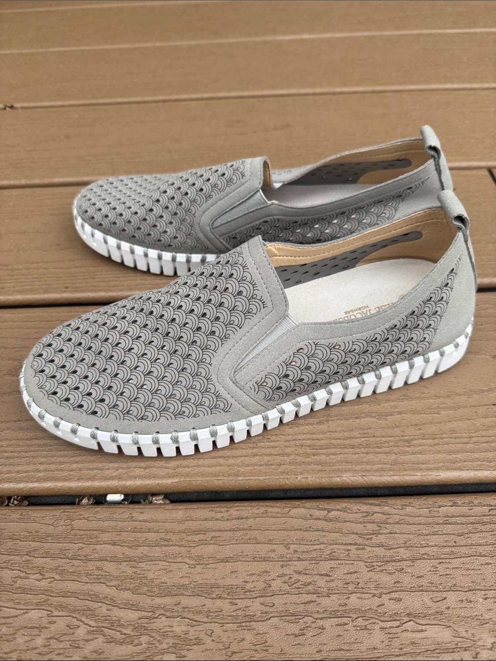 Ilse Jacobsen Perforated Slip On Tulip Sneaker Flats 11